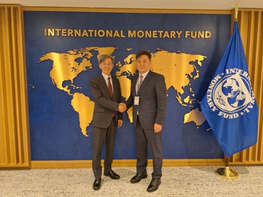 ОУВС, Дэлхийн банкны хаврын уулзалтад Монголбанкны ерөнхийлөгч оролцож байна