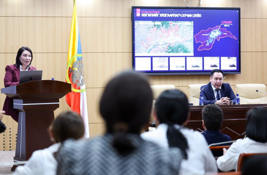 “Улаанбаатар хот 2040” хөгжлийн төлөвлөгөөг албан хаагчдад танилцуулжээ