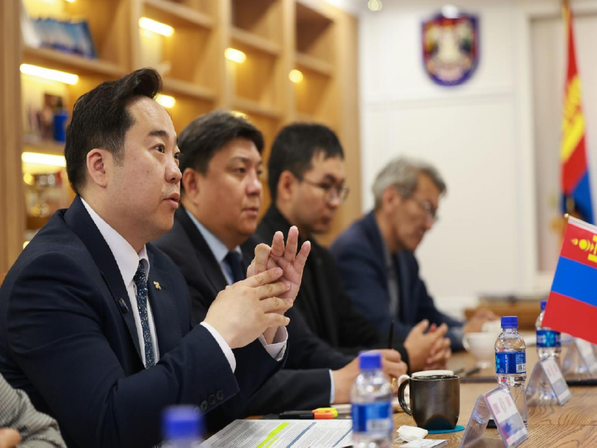 Энэ оноос эхлэн 105 мянган өрхийг шатдаг хийн түлшинд үе шаттайгаар холбохоор төлөвлөж байна