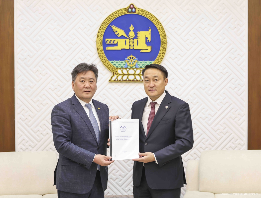 Төрөөс мөнгөний бодлогын талаар 2026 онд баримтлах үндсэн чиглэлийн төслийг өргөн барилаа