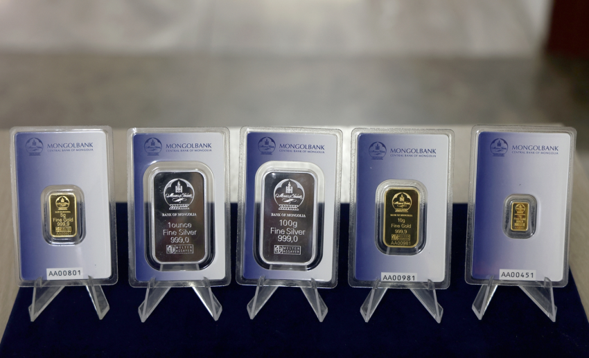 Монголбанк дурсгалын зориулалттай алт мөнгөн гулдмай худалдаж байна